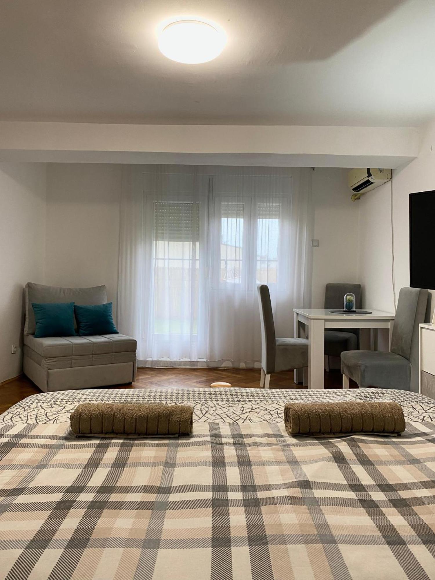 Panorama Royal Vracar Apartamento Belgrado Quarto foto
